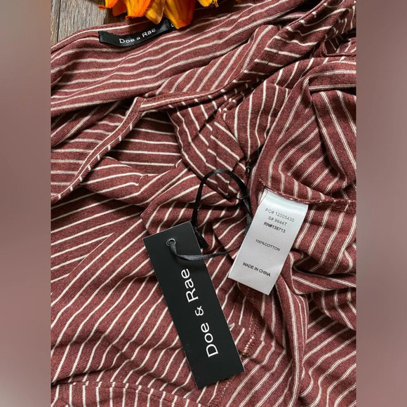 🌴3/$30🌴DOE & RAE Red Bean Striped Long Sleeve Ruffled Cold Shoulder Top NWT - Picture 8 of 10